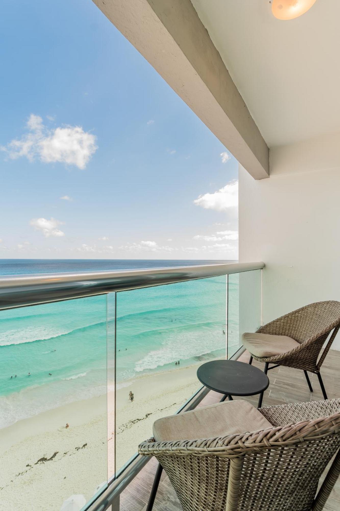 The Ocean Vibes Suites By Casa Paraiso Cancún Kültér fotó